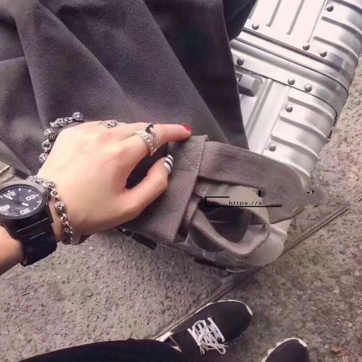 Ch**me He**ts bracelets